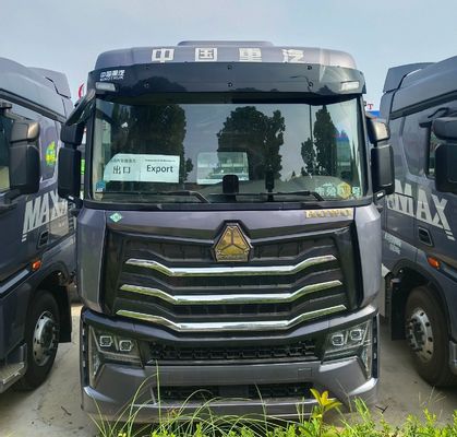 맞춤형 하오오 LNG 트랙션 트럭 6 * 4/4 * 2/6 * 2 580HP에서 700HP 운송 트럭