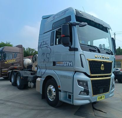 유로6 2024 산데카 G7h LNG 가스 트랙터 트럭 6 * 4 630HP 운송 트럭 트랙터 헤드