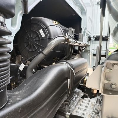 2024 Shandeka G7h LNG 가스 트랙터 트럭 6 * 4 630HP 운송 트럭 트랙터 헤드