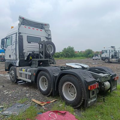 중량용 산데카 371//375/390HP 6X4/8X4 10/12 휠 사용 트랙션 헤드 운송 트럭