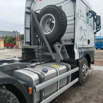 맞춤형 2024 산데카 C7h390HP 가스 운송기