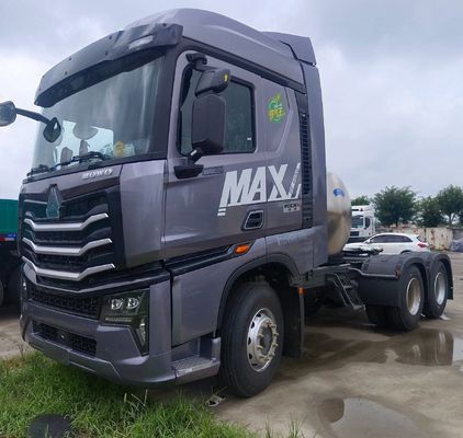 2024 HOWO 6X4LNG540HP 자동 변속기 추력 트럭 배송 비용 및 더 많은