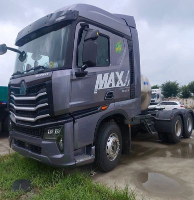2024 HOWO 6X4/4X2LNG540HP 자동 변속기 추력 운송 트럭 판매