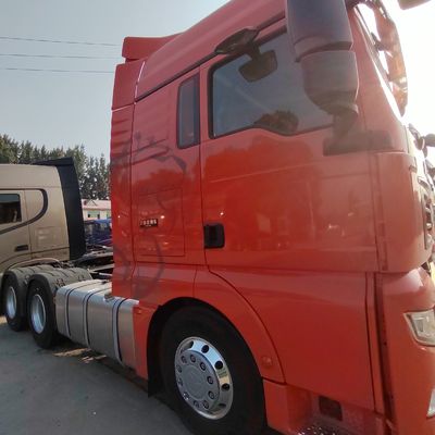 7000.00cm * 250.00cm * 345.00cm 패키지 크기 저렴한 시트랙 6X4 480 HP 트랙터 헤드