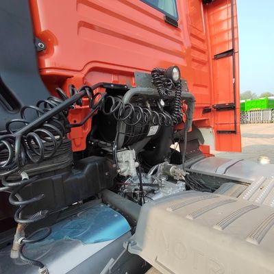 7000.00cm * 250.00cm * 345.00cm 패키지 크기 저렴한 시트랙 6X4 480 HP 트랙터 헤드