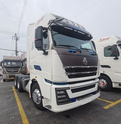 전기 모터 Sinotruk 6X4 가속 2200/min의 글로벌 유통용 중량 트럭