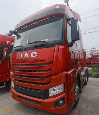 디젤 JAC 6X4 트럭과 운전자 좌석